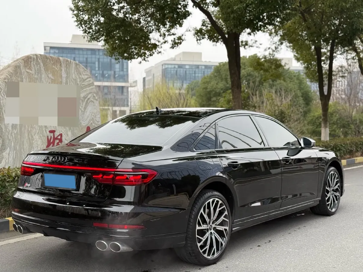 2021 Audi S8 4.0T 571HP V8 8AT,autocango,china used car exporter,china ev exporter,chinese used car exporter,chinese used ev exporter