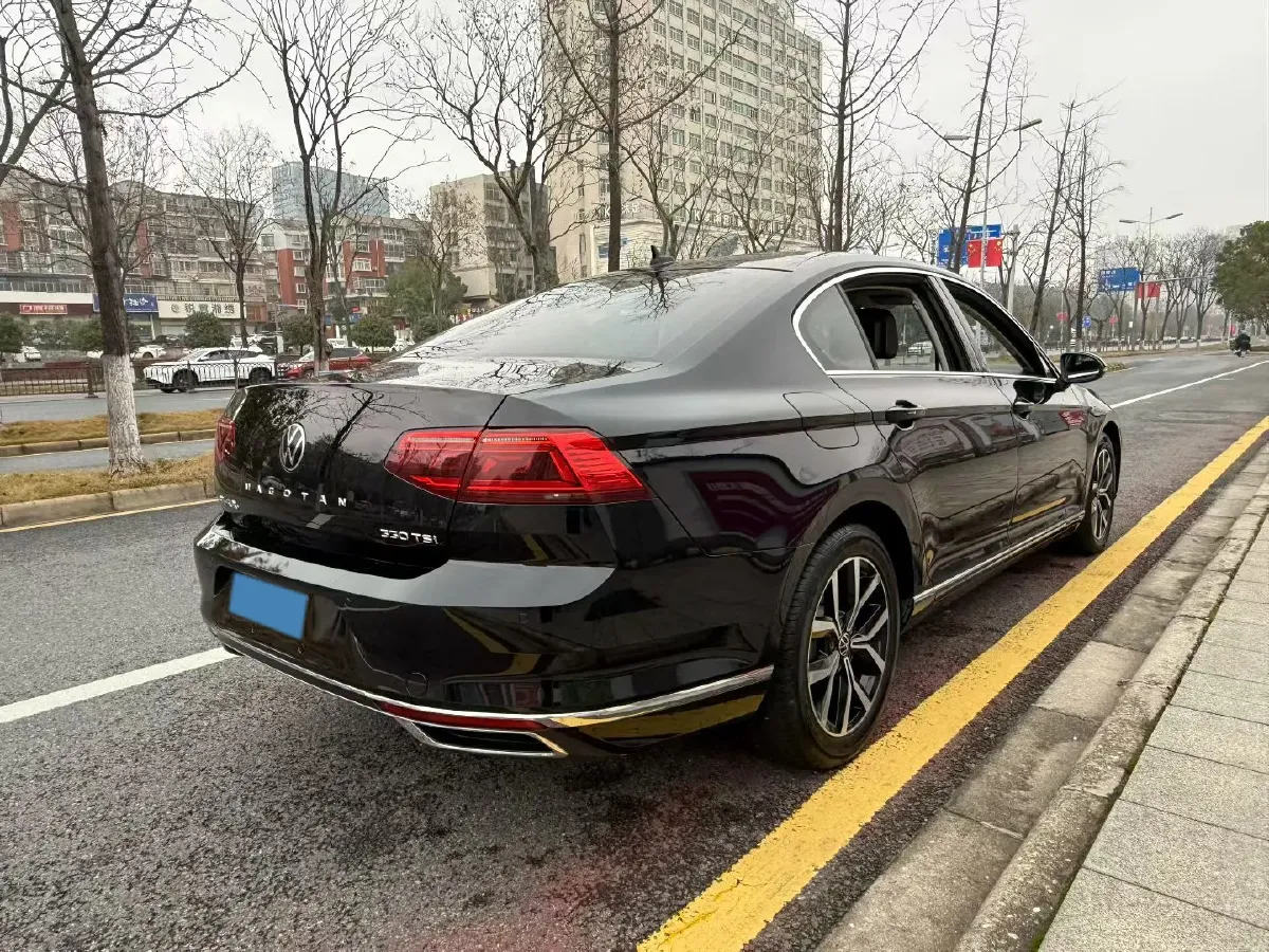 2020 Volkswagen Magotan 2.0T 186HP L4 7DCT,autocango,china used car exporter,china ev exporter,chinese used car exporter,chinese used ev exporter