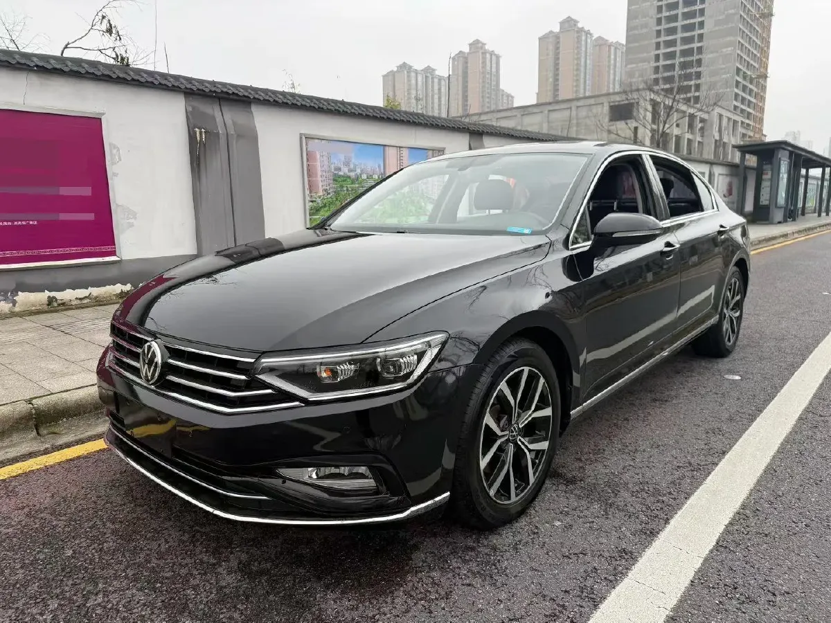 2020 Volkswagen Magotan 2.0T 186HP L4 7DCT,autocango,china used car exporter,china ev exporter,chinese used car exporter,chinese used ev exporter
