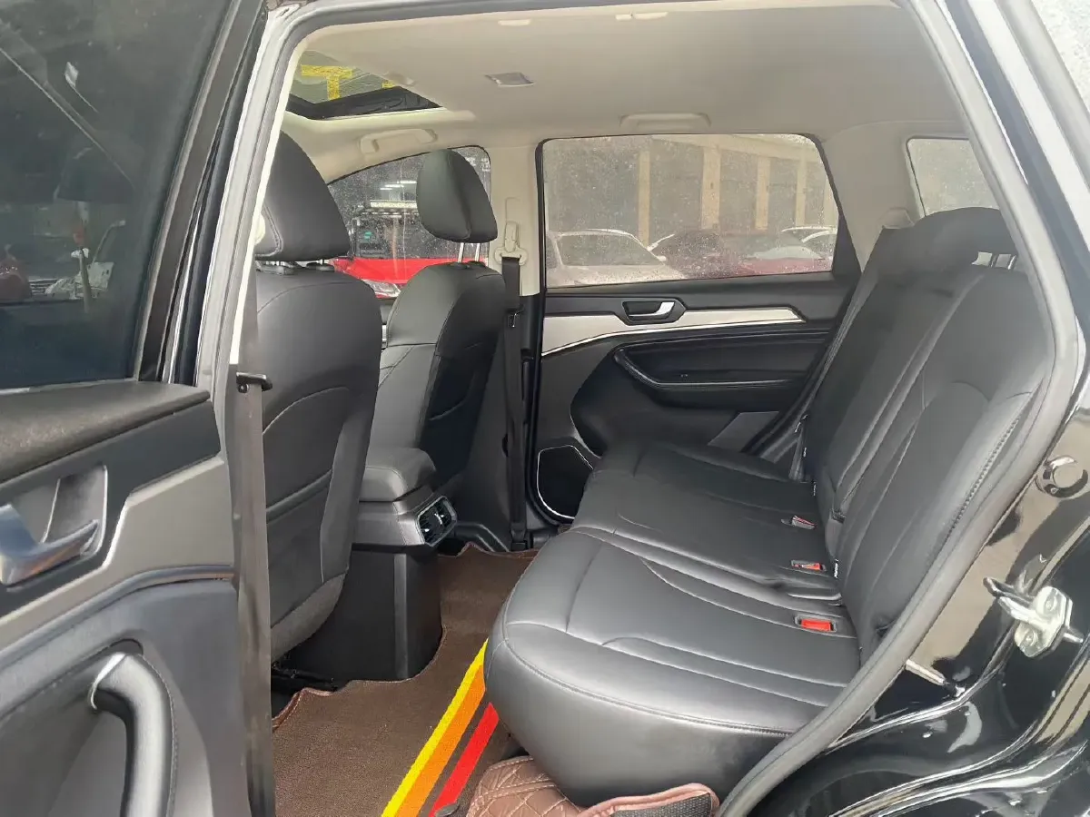 2018 Haval H6 1.5T 150HP L4 6MT,autocango,china used car exporter,china ev exporter,chinese used car exporter,chinese used ev exporter