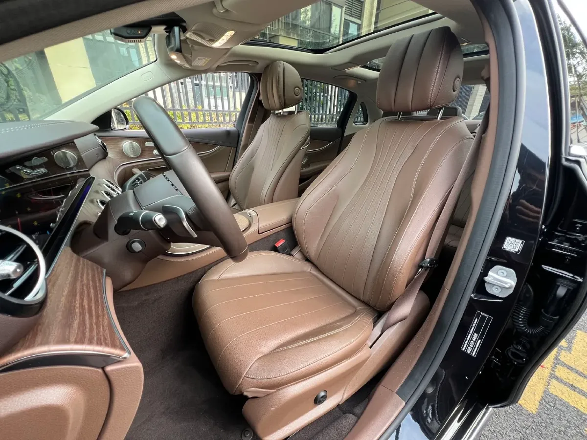 2021 Mercedes-Benz E Class 2.0T 258HP L4 9AT,autocango,china used car exporter,china ev exporter,chinese used car exporter,chinese used ev exporter
