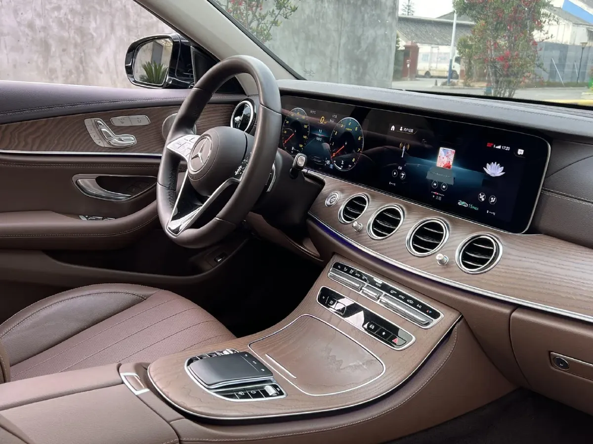 2021 Mercedes-Benz E Class 2.0T 258HP L4 9AT,autocango,china used car exporter,china ev exporter,chinese used car exporter,chinese used ev exporter