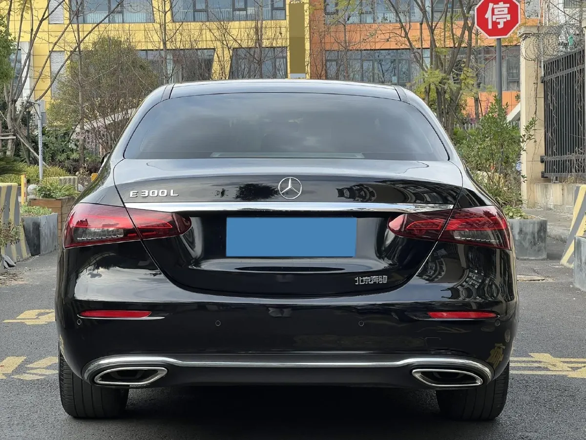 2021 Mercedes-Benz E Class 2.0T 258HP L4 9AT,autocango,china used car exporter,china ev exporter,chinese used car exporter,chinese used ev exporter