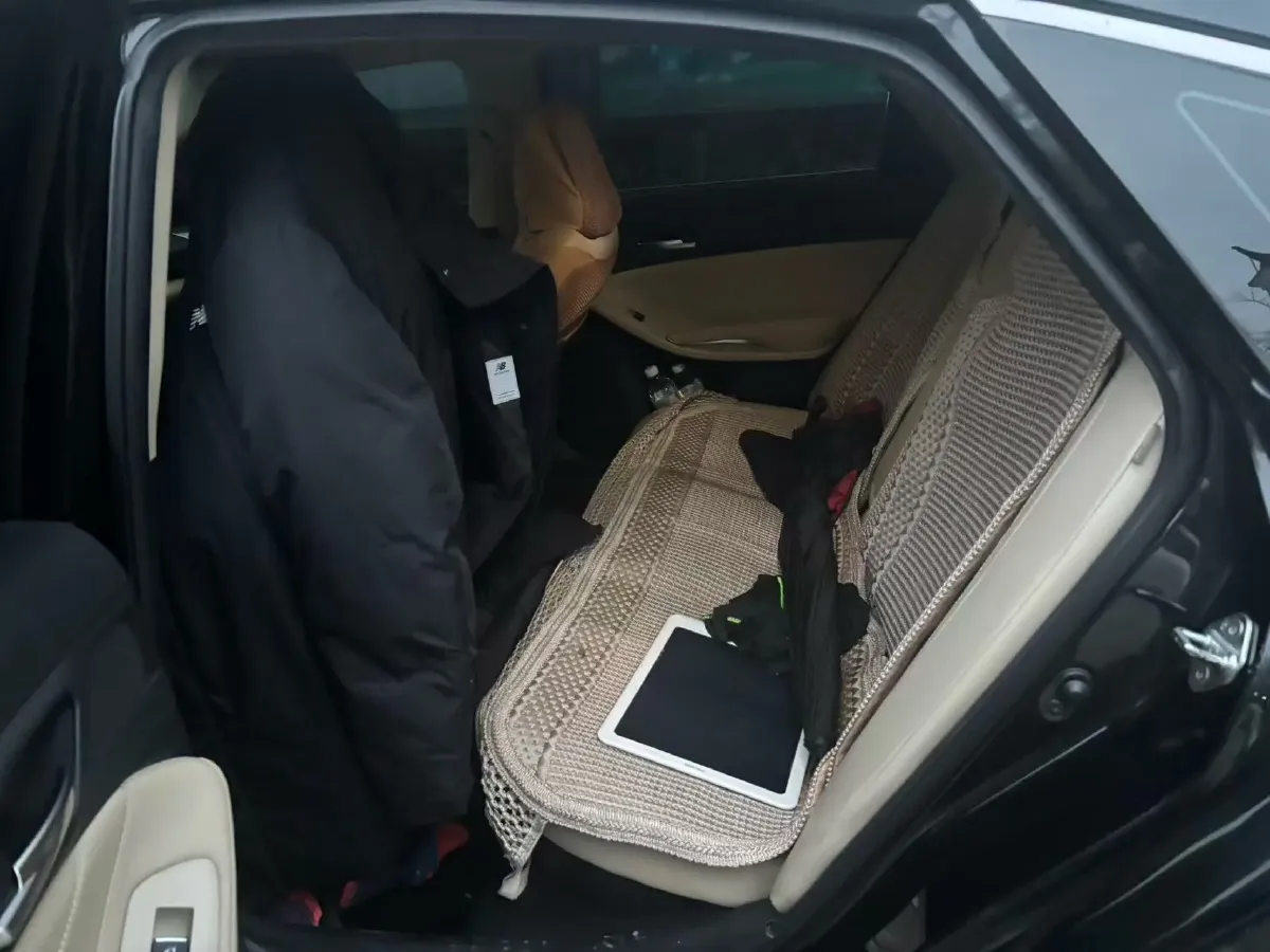 2019 Toyota Avalon 2.5L 178HP L4 E-CVT Hybrid,autocango,china used car exporter,china ev exporter,chinese used car exporter,chinese used ev exporter