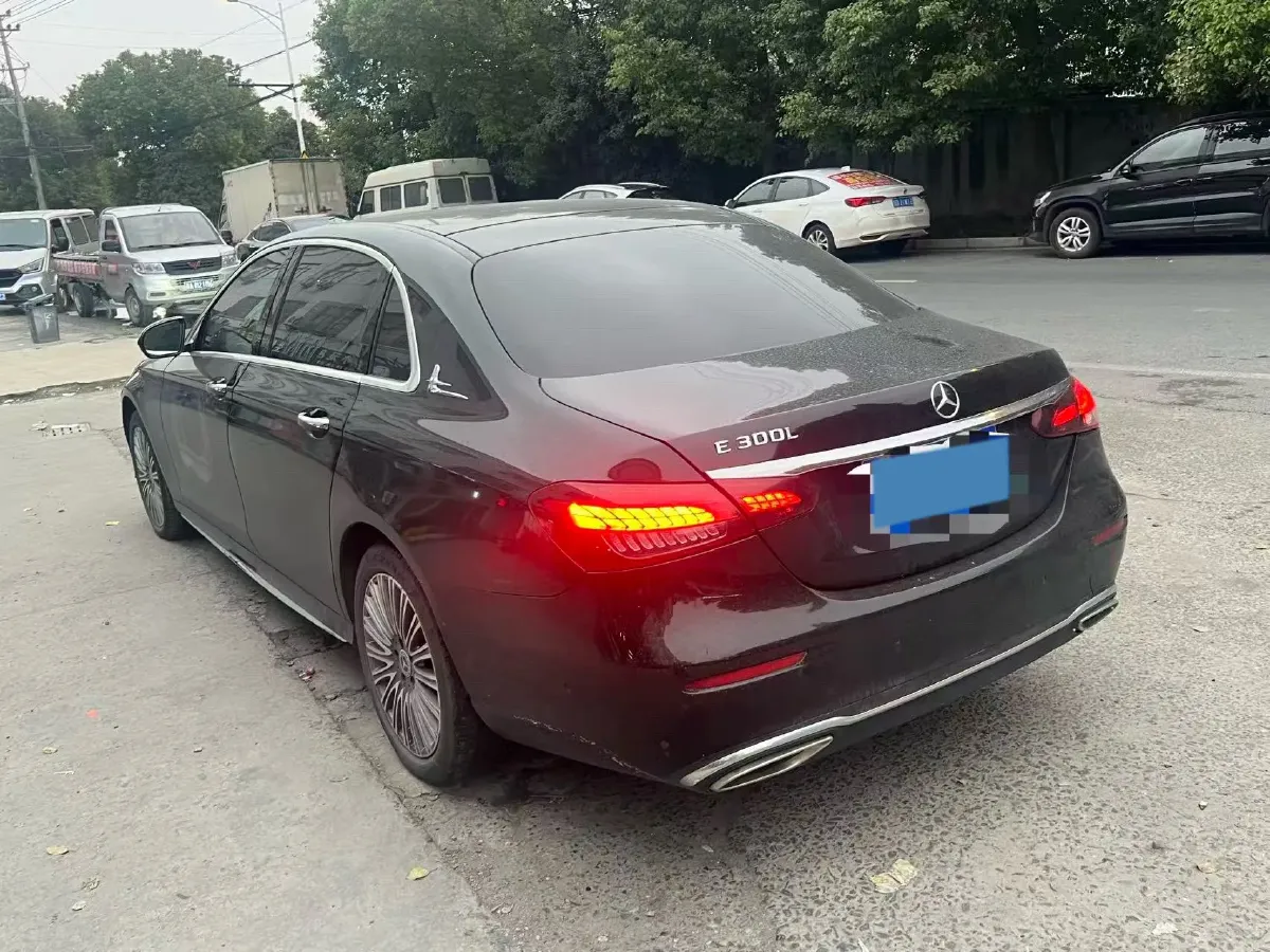 2020 Mercedes-Benz E Class 1.5T 184HP L4 9AT,autocango,china used car exporter,china ev exporter,chinese used car exporter,chinese used ev exporter