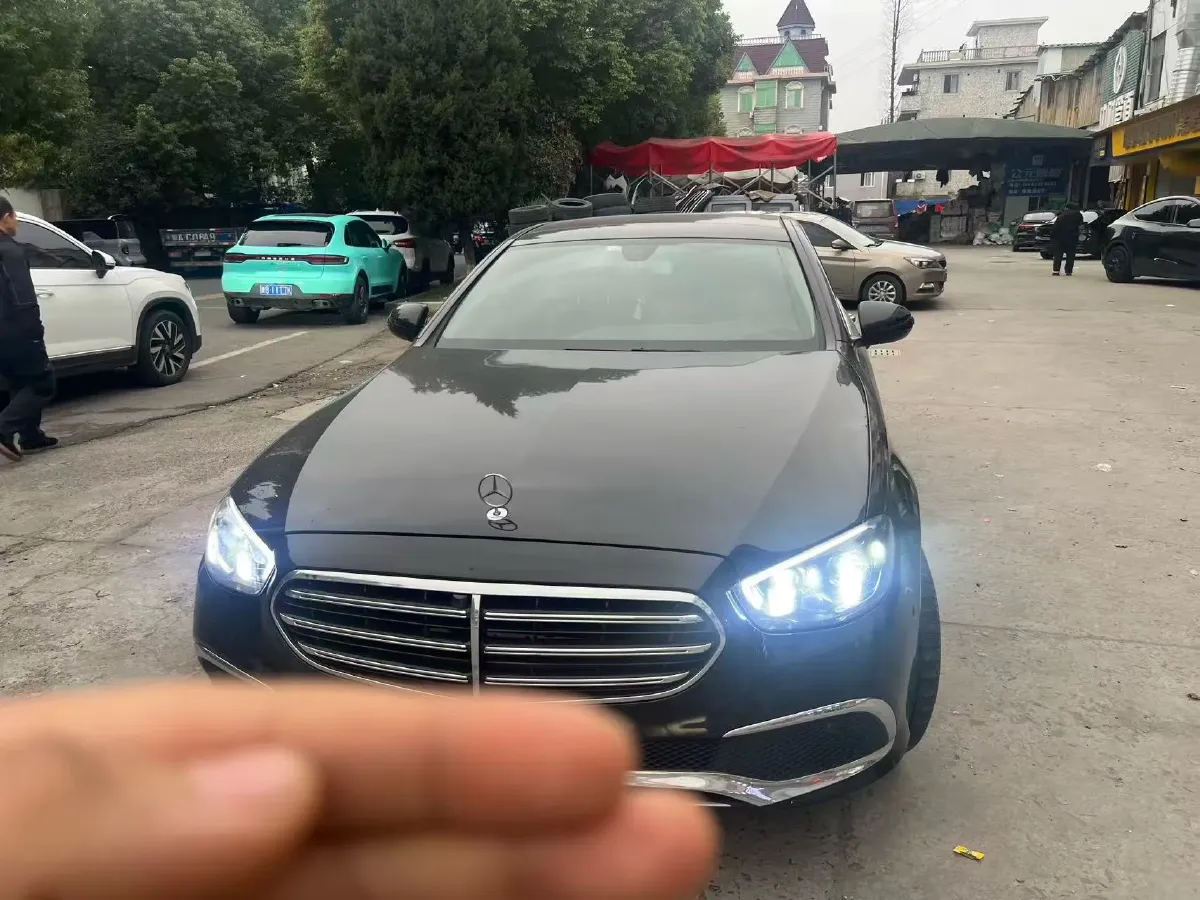 2020 Mercedes-Benz E Class 1.5T 184HP L4 9AT,autocango,china used car exporter,china ev exporter,chinese used car exporter,chinese used ev exporter