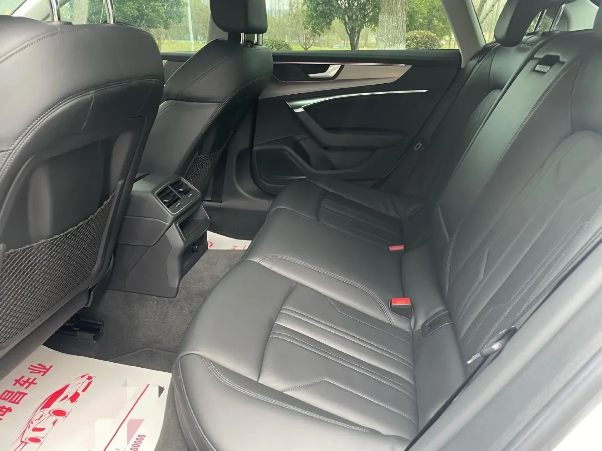 2020 Audi A7 2.0T 245HP L4 7DCT,autocango,china used car exporter,china ev exporter,chinese used car exporter,chinese used ev exporter