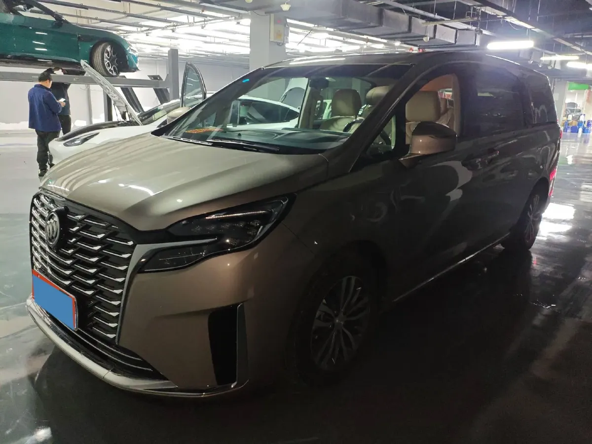 2023 Buick GL8 2.0T 237HP L4 9AT,autocango,china used car exporter,china ev exporter,chinese used car exporter,chinese used ev exporter