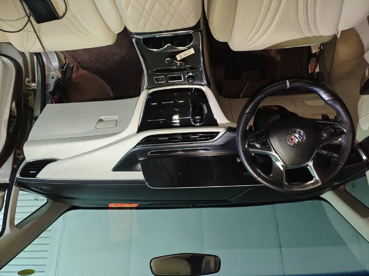 2023 Buick GL8 2.0T 237HP L4 9AT,autocango,china used car exporter,china ev exporter,chinese used car exporter,chinese used ev exporter