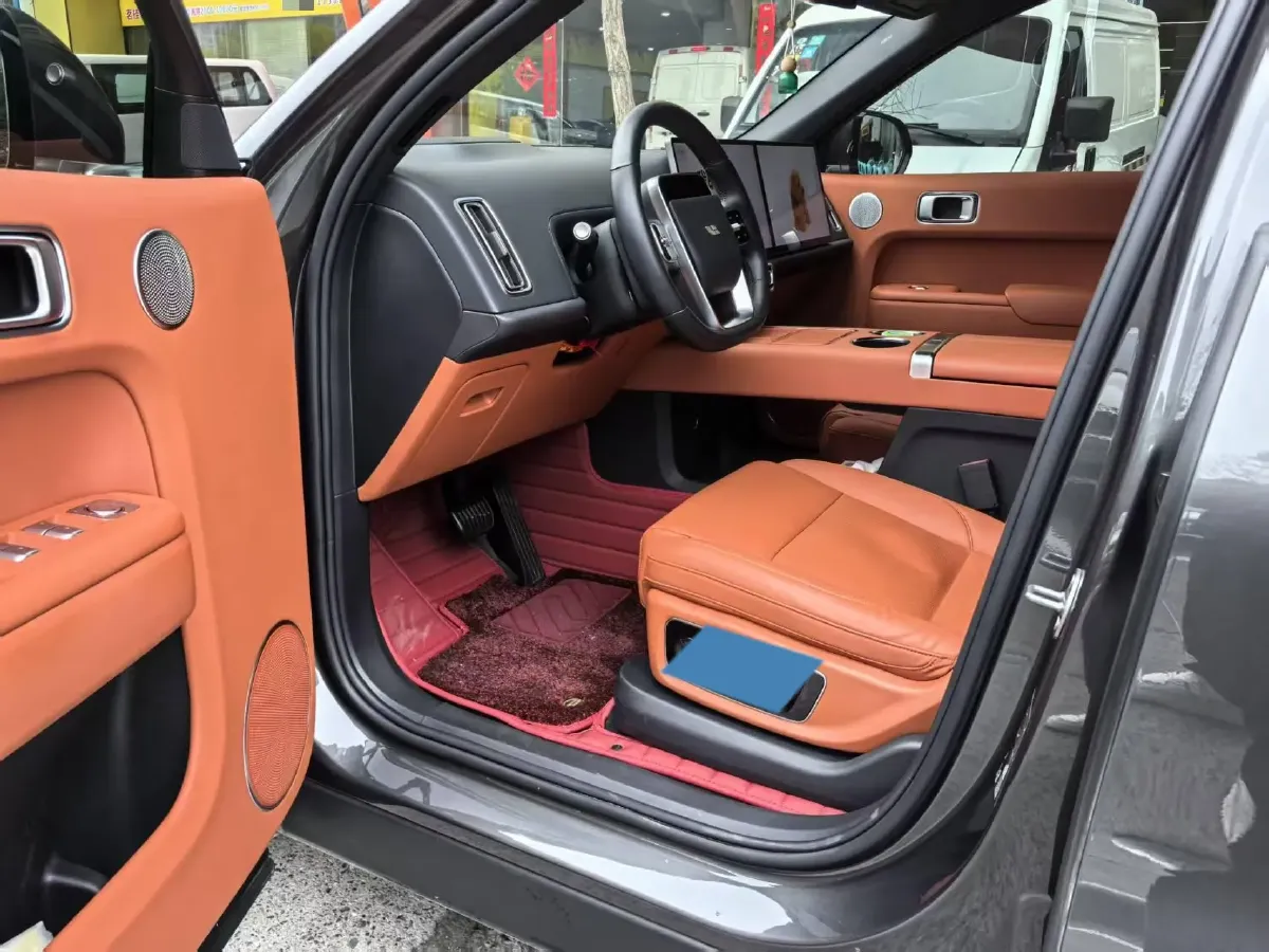 2023 Li L8 Range Extended 154HP REEV 40.9KWH,autocango,china used car exporter,china ev exporter,chinese used car exporter,chinese used ev exporter