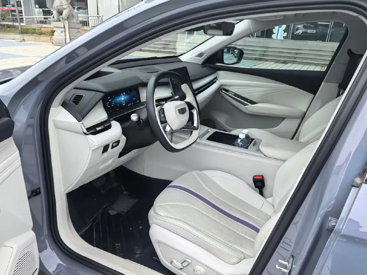 2024 Geely Preface 1.5T 163HP L4 3DHT Hybrid,autocango,china used car exporter,china ev exporter,chinese used car exporter,chinese used ev exporter