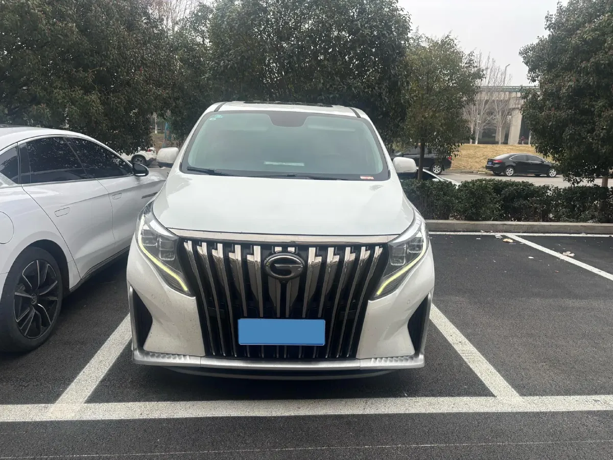 2021 GAC Trumpchi M8 2.0T 252HP L4 8AT,autocango,china used car exporter,china ev exporter,chinese used car exporter,chinese used ev exporter