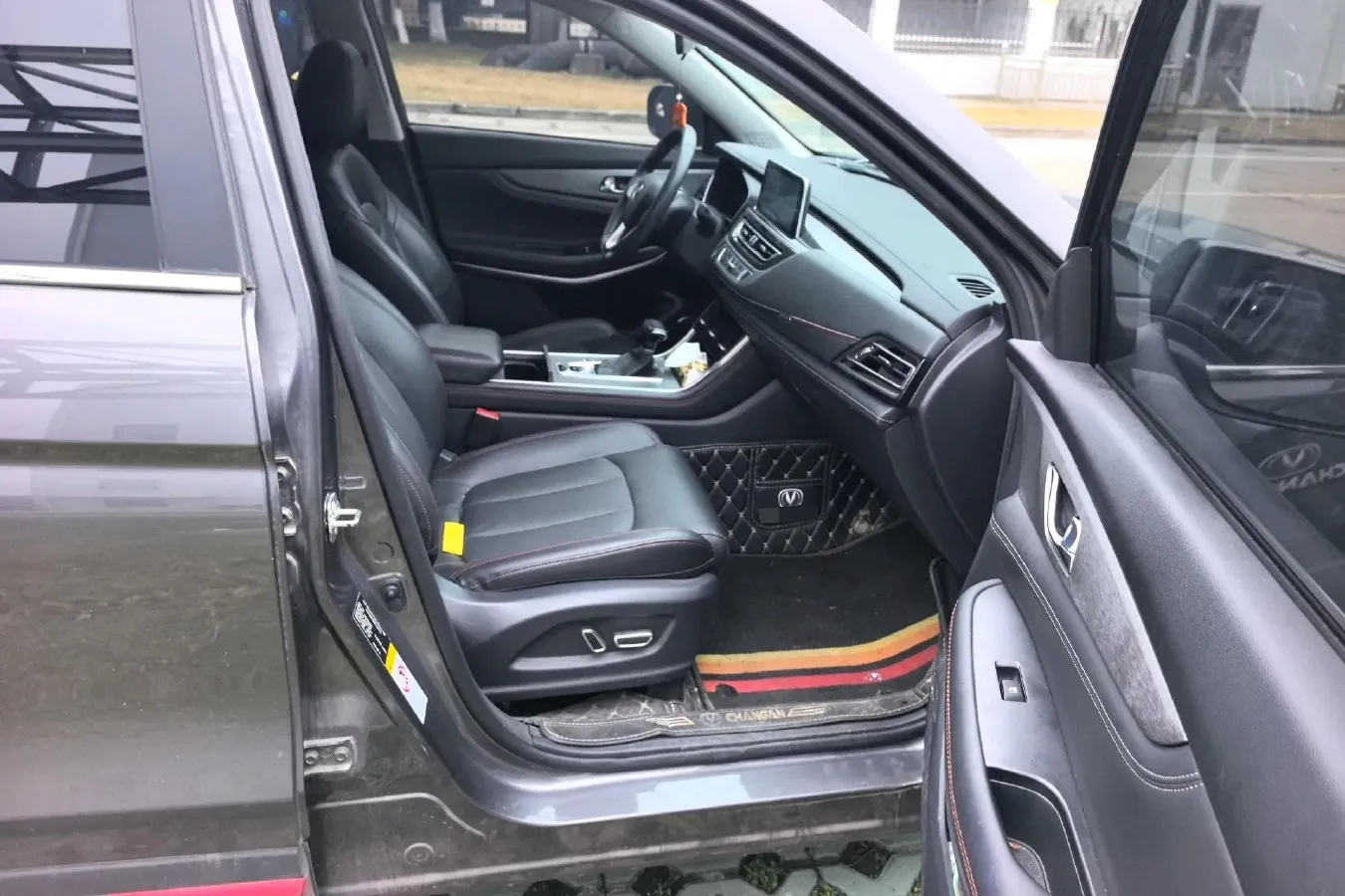 2022 ChangAn CS75 1.5T 180HP L4 7DCT,autocango,china used car exporter,china ev exporter,chinese used car exporter,chinese used ev exporter