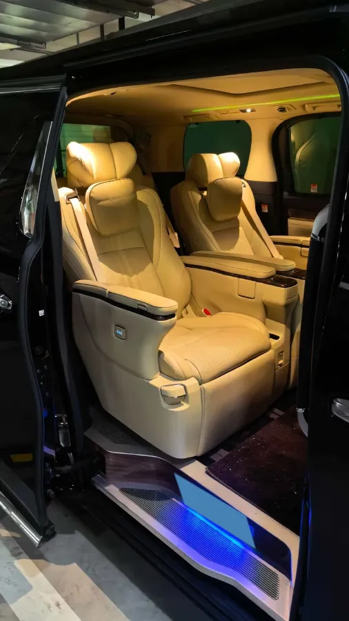 2023 Toyota Vellfire 2.5L 117HP L4 E-CVT Hybrid,autocango,china used car exporter,china ev exporter,chinese used car exporter,chinese used ev exporter