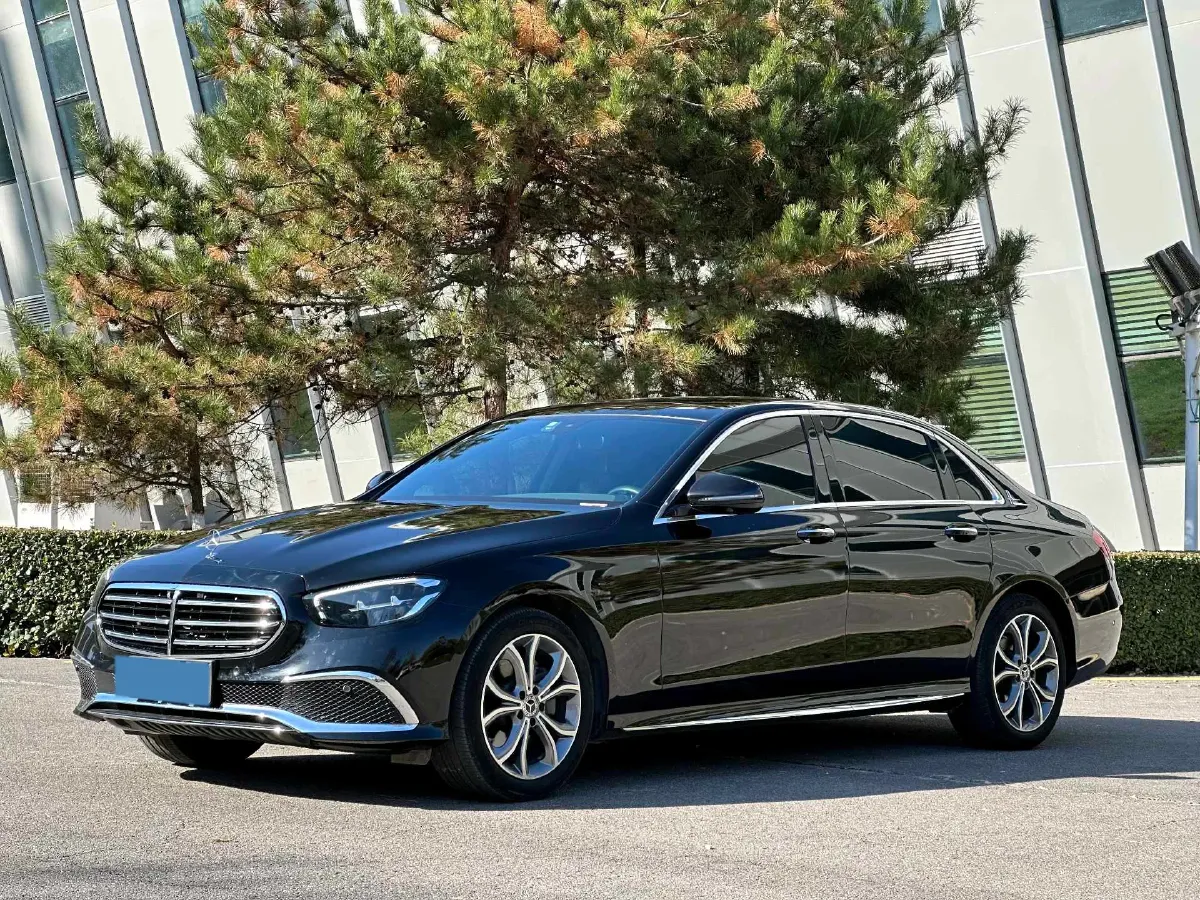 2022 Mercedes-Benz E Class 2.0T 258HP L4 9AT,autocango,china used car exporter,china ev exporter,chinese used car exporter,chinese used ev exporter