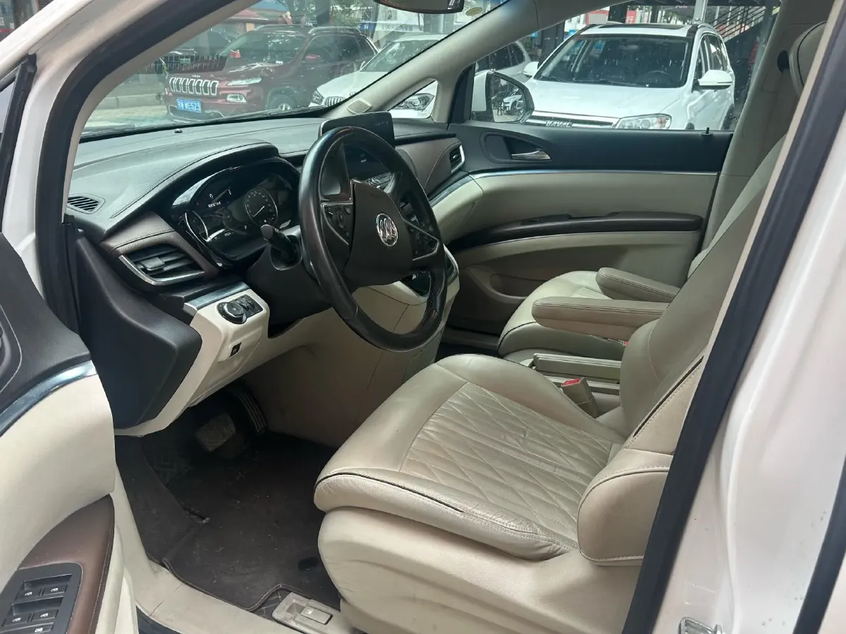 2022 Buick GL8 2.0T 237HP L4 9AT,autocango,china used car exporter,china ev exporter,chinese used car exporter,chinese used ev exporter