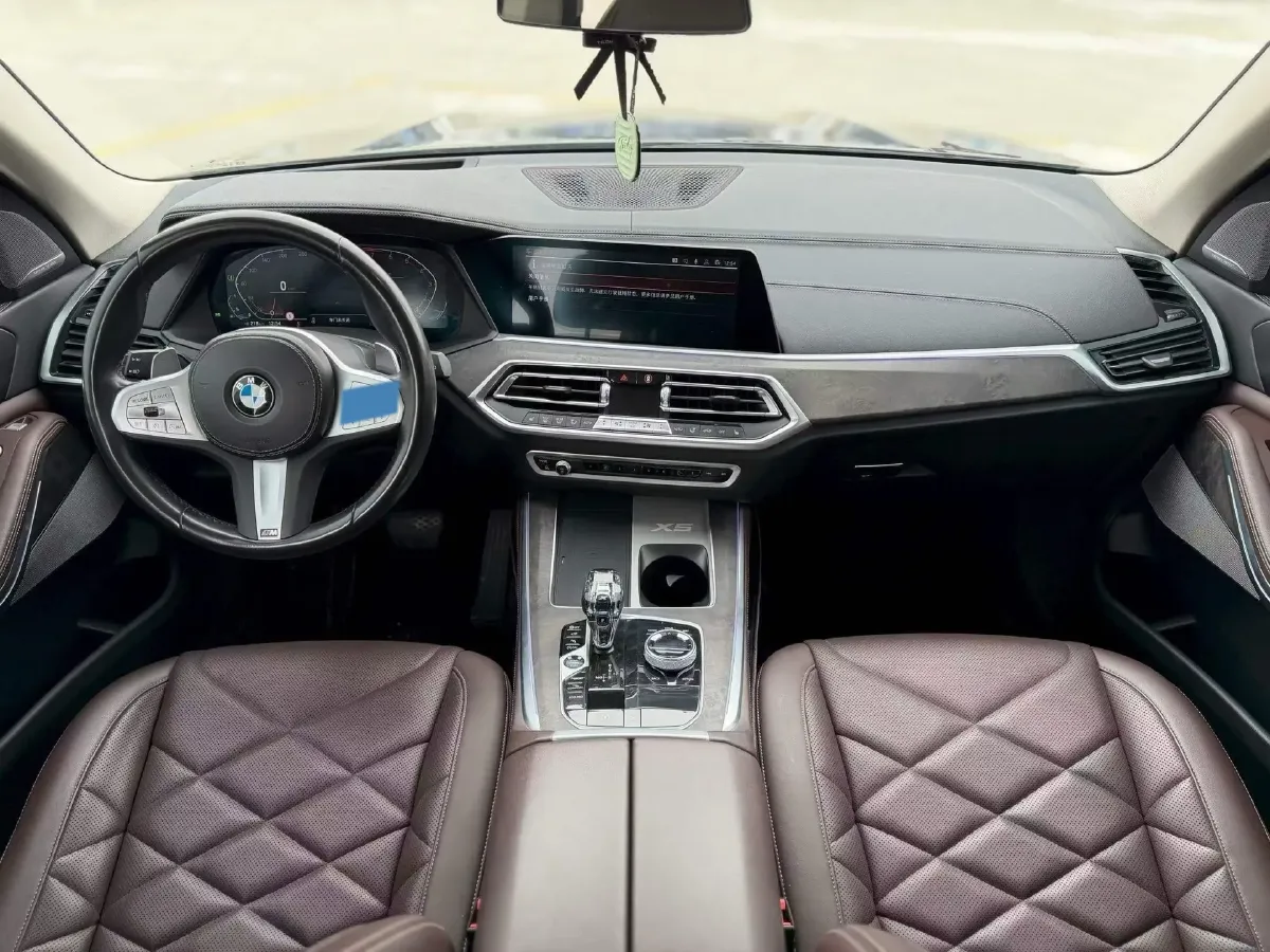 2022 BMW X5 2.0T 245HP L4 8AT,autocango,china used car exporter,china ev exporter,chinese used car exporter,chinese used ev exporter