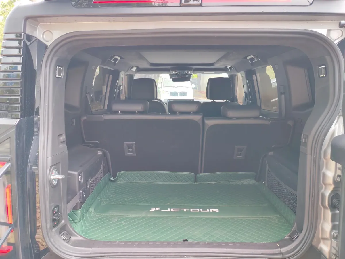 2024 Jetour Traveller 2.0T 254HP L4 7DCT,autocango,china used car exporter,china ev exporter,chinese used car exporter,chinese used ev exporter