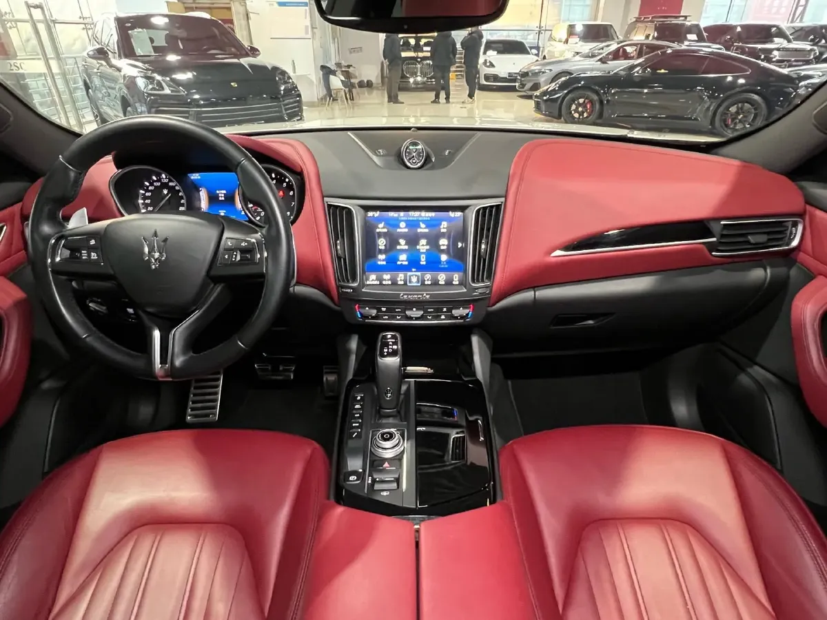 2019 Maserati Levante 3.0T 350HP V6 8AT,autocango,china used car exporter,china ev exporter,chinese used car exporter,chinese used ev exporter