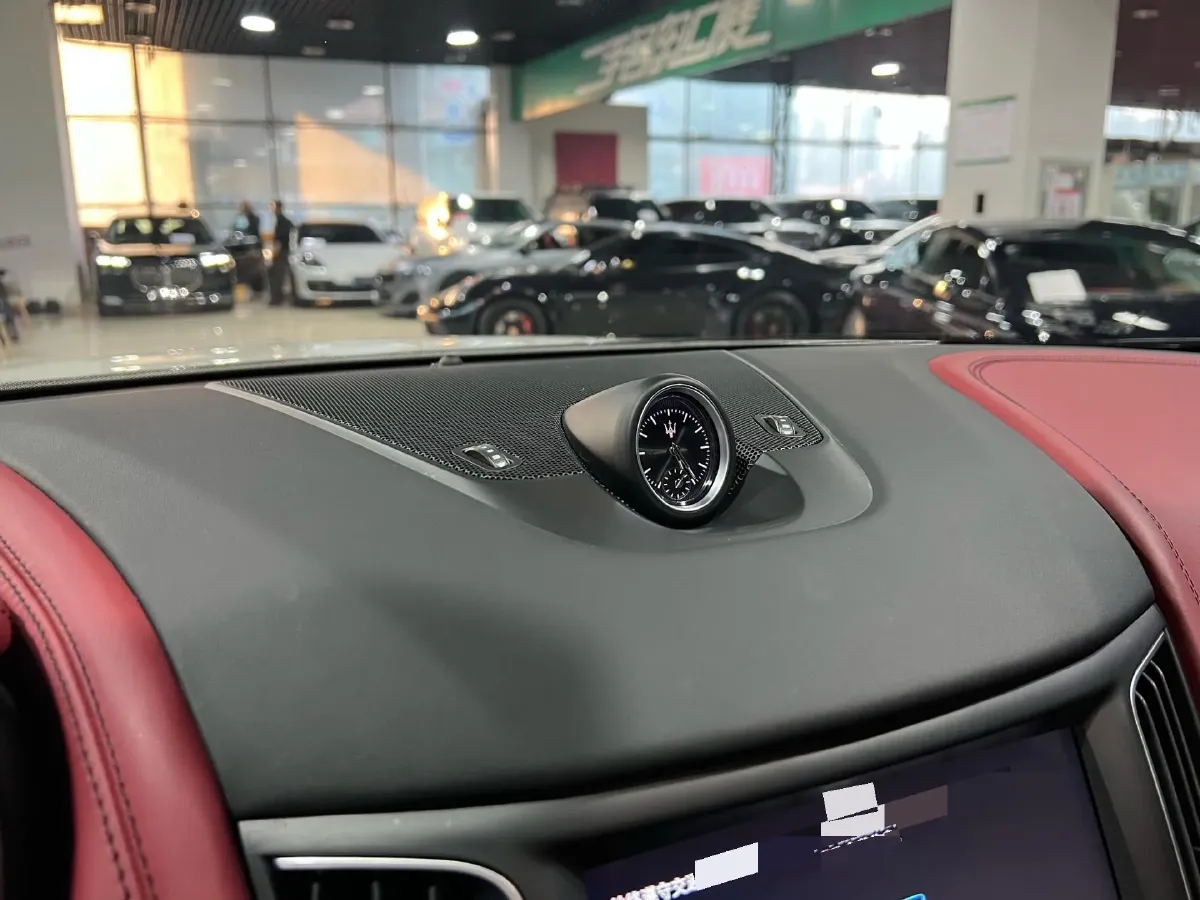 2019 Maserati Levante 3.0T 350HP V6 8AT,autocango,china used car exporter,china ev exporter,chinese used car exporter,chinese used ev exporter