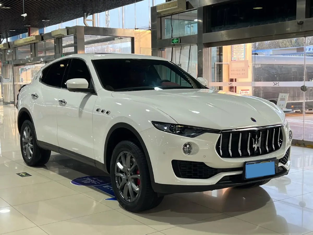 2019 Maserati Levante 3.0T 350HP V6 8AT,autocango,china used car exporter,china ev exporter,chinese used car exporter,chinese used ev exporter