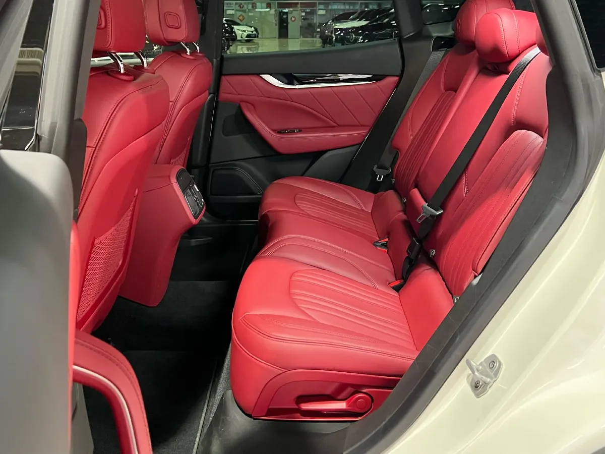 2019 Maserati Levante 3.0T 350HP V6 8AT,autocango,china used car exporter,china ev exporter,chinese used car exporter,chinese used ev exporter