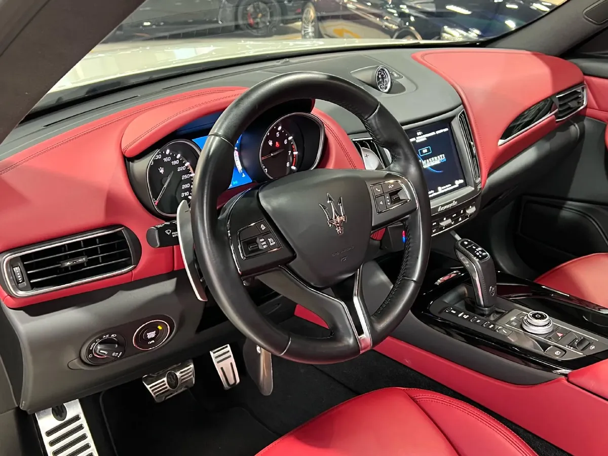 2019 Maserati Levante 3.0T 350HP V6 8AT,autocango,china used car exporter,china ev exporter,chinese used car exporter,chinese used ev exporter