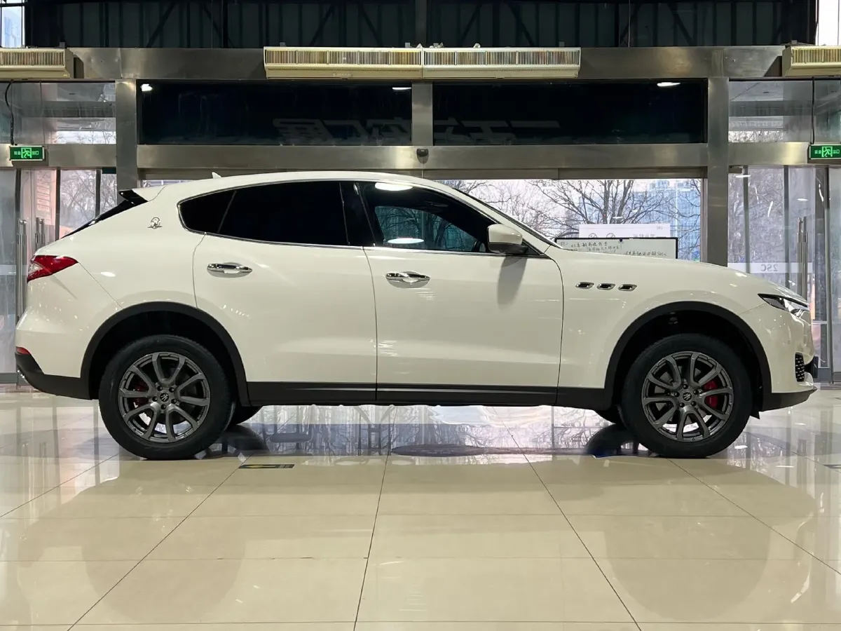 2019 Maserati Levante 3.0T 350HP V6 8AT,autocango,china used car exporter,china ev exporter,chinese used car exporter,chinese used ev exporter