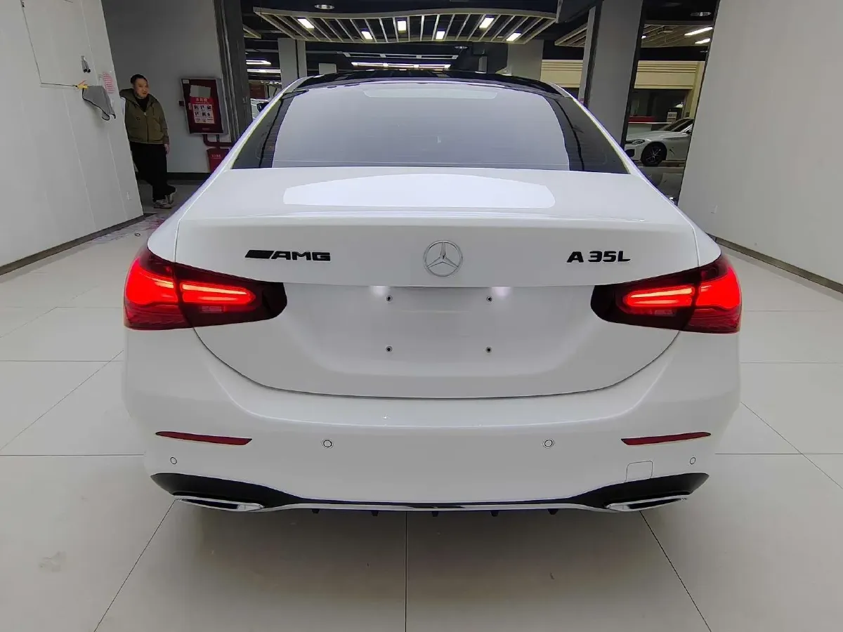 2024 Mercedes-Benz A Class 1.3T 163HP L4 7DCT,autocango,china used car exporter,china ev exporter,chinese used car exporter,chinese used ev exporter