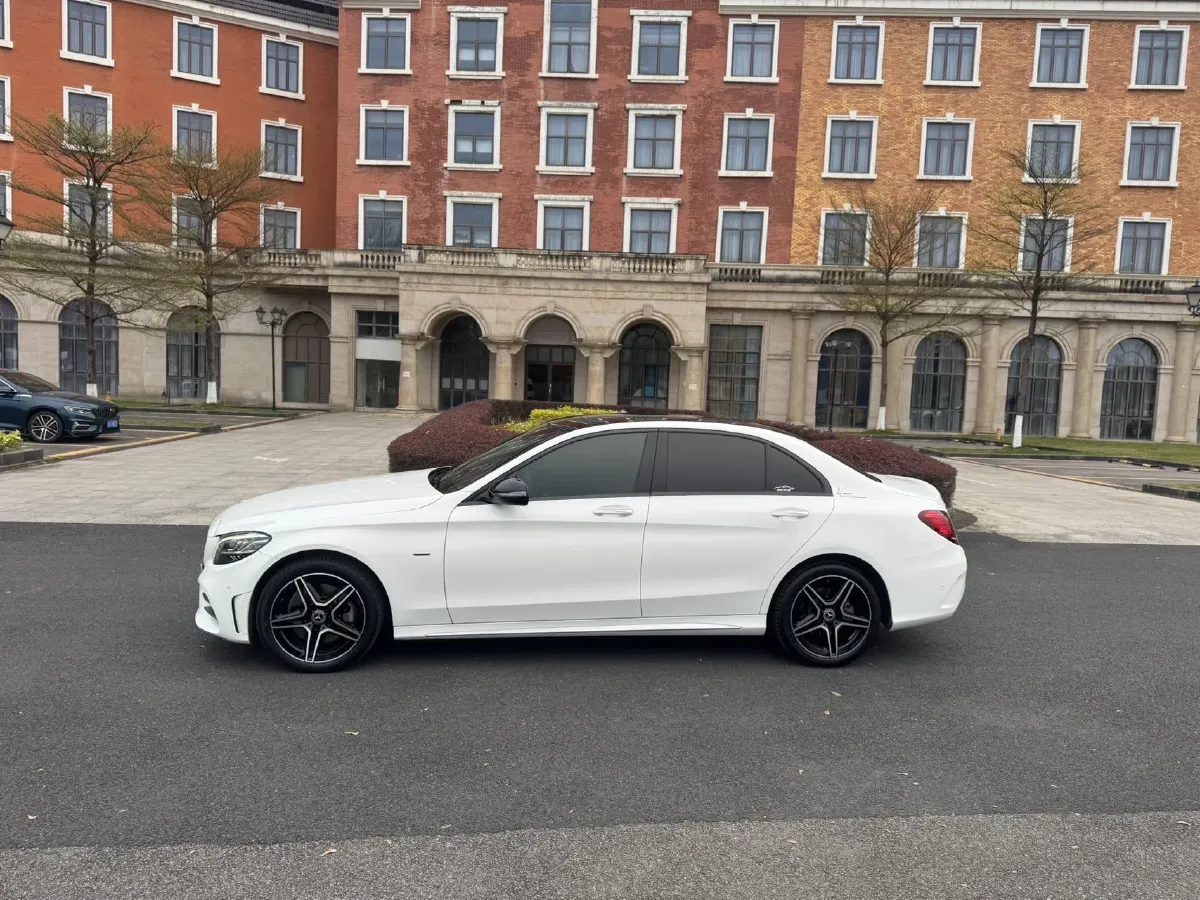 2021 Mercedes-Benz C Class 1.5T 184HP L4 9AT,autocango,china used car exporter,china ev exporter,chinese used car exporter,chinese used ev exporter