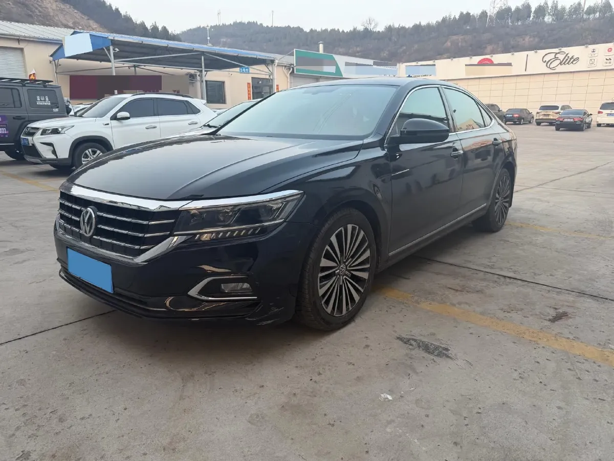 2019 Volvo V40 1.5T 152HP L4 6AT,autocango,china used car exporter,china ev exporter,chinese used car exporter,chinese used ev exporter