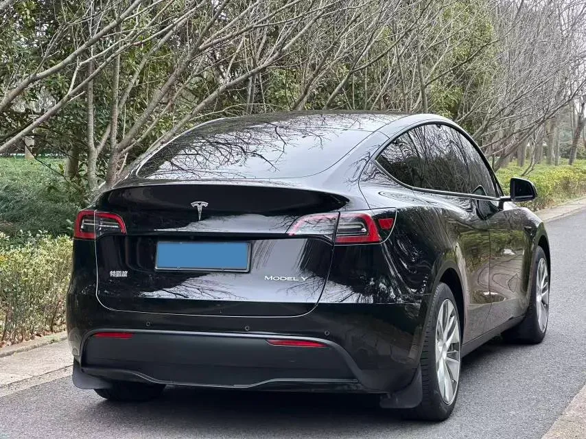 2022 Tesla Model Y BEV 60KWH,autocango,china used car exporter,china ev exporter,chinese used car exporter,chinese used ev exporter