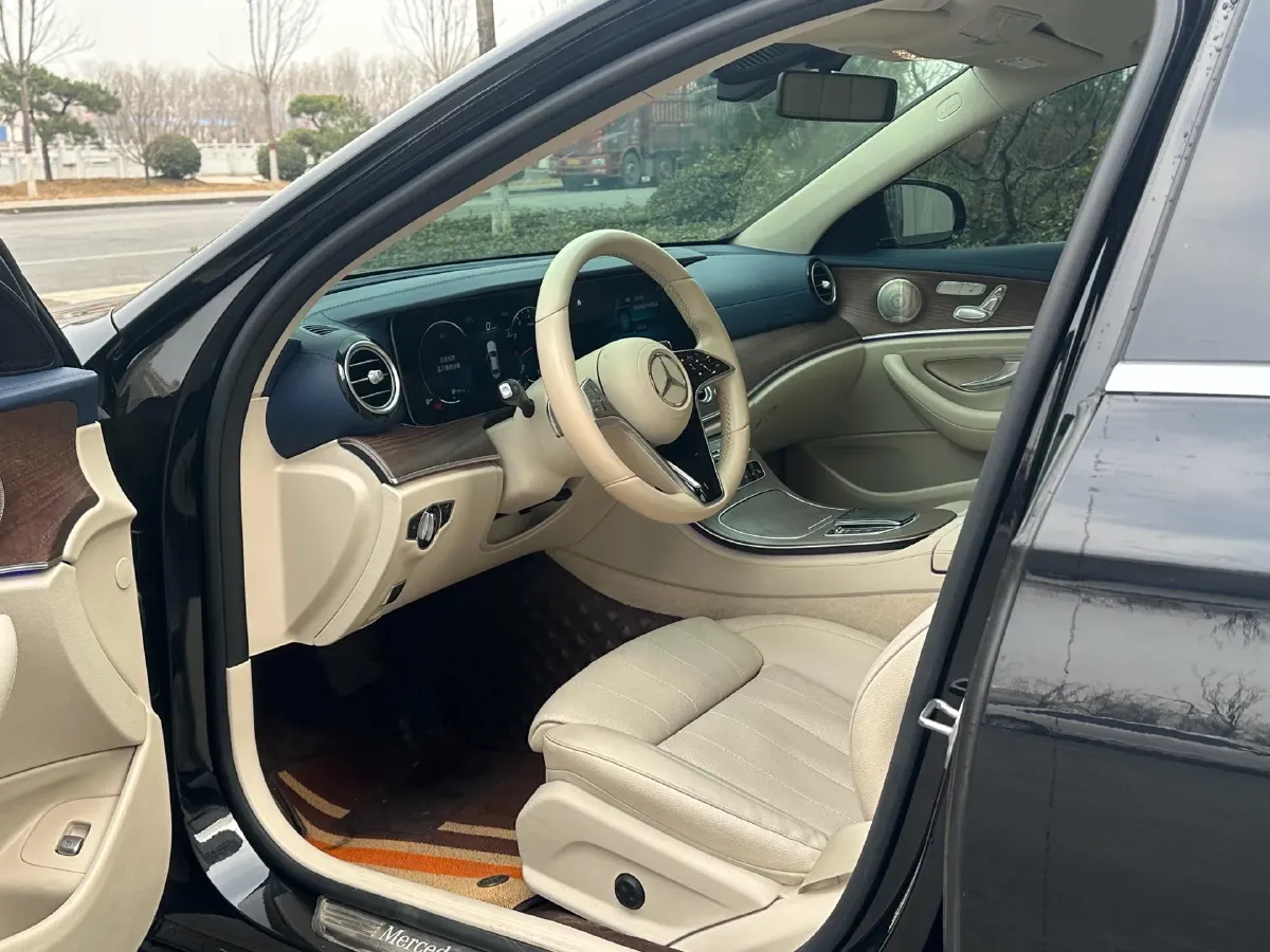 2022 Mercedes-Benz E Class 2.0T 258HP L4 9AT,autocango,china used car exporter,china ev exporter,chinese used car exporter,chinese used ev exporter