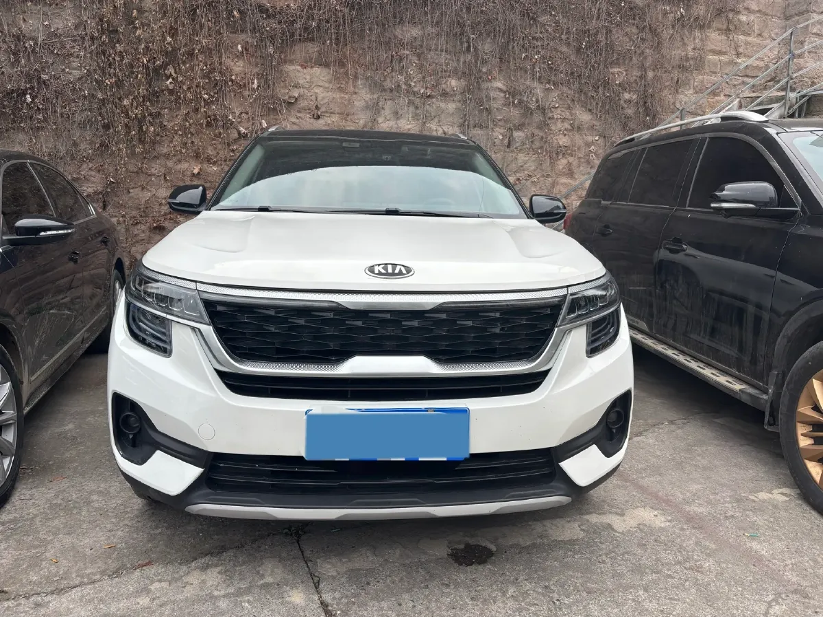 2020 Kia KX3 1.5L 115HP L4 CVT,autocango,china used car exporter,china ev exporter,chinese used car exporter,chinese used ev exporter