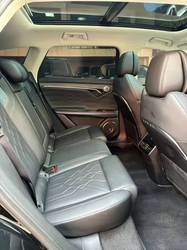 2024 Voyah FREE 1.5T 150HP L4 REEV 39.2KWH,autocango,china used car exporter,china ev exporter,chinese used car exporter,chinese used ev exporter