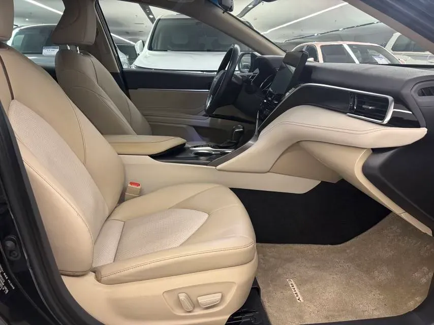 2023 Toyota Camry 2.0L 177HP L4 CVT,autocango,china used car exporter,china ev exporter,chinese used car exporter,chinese used ev exporter