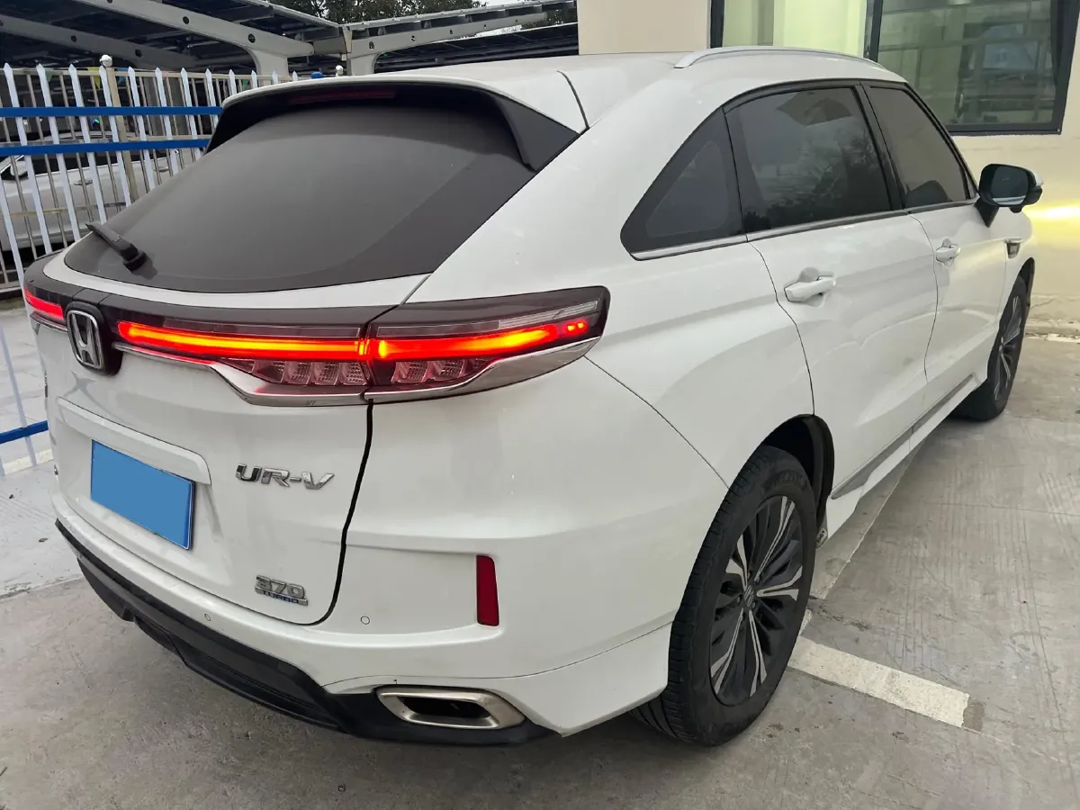 2020 Honda UR-V 2.0T 272HP L4 9AT,autocango,china used car exporter,china ev exporter,chinese used car exporter,chinese used ev exporter