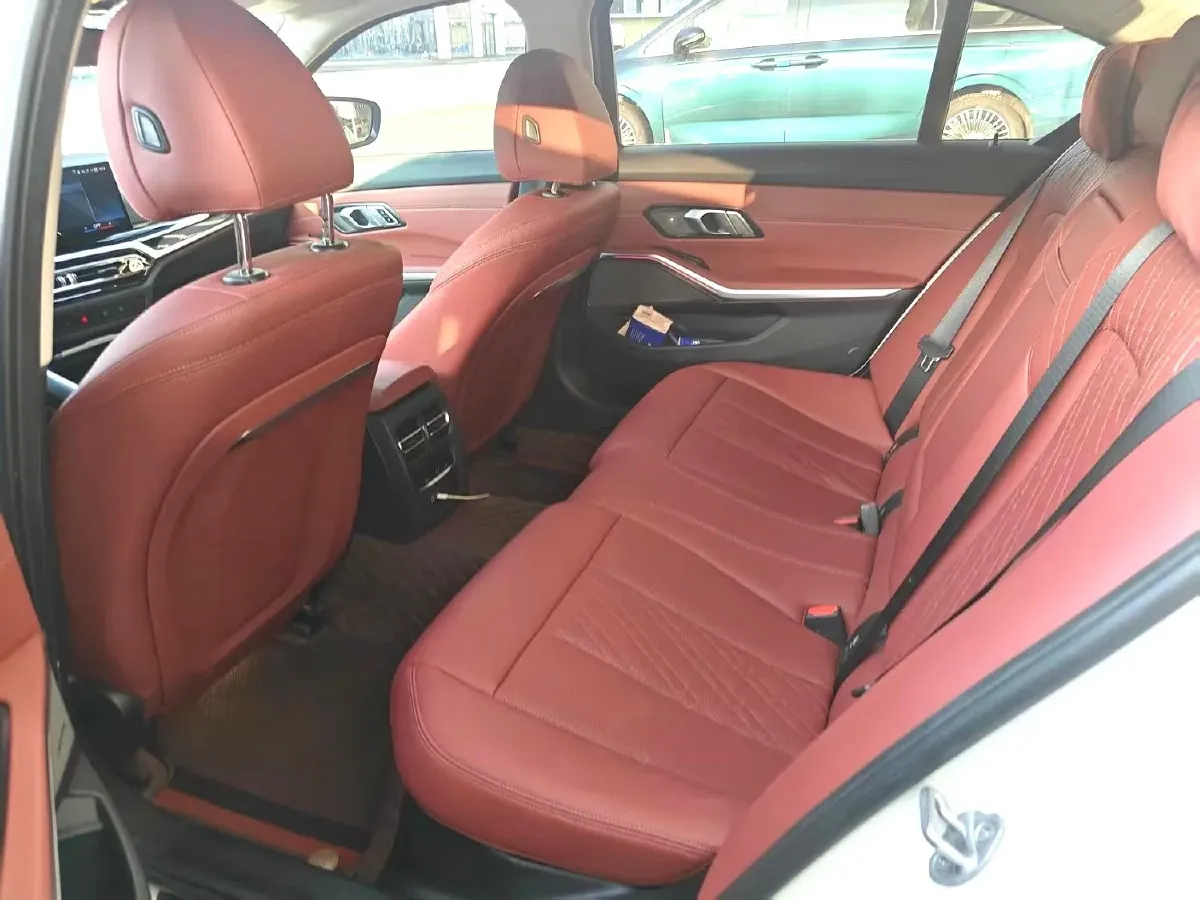 2022 BMW 3 Series 2.0T 184HP L4 8AT,autocango,china used car exporter,china ev exporter,chinese used car exporter,chinese used ev exporter