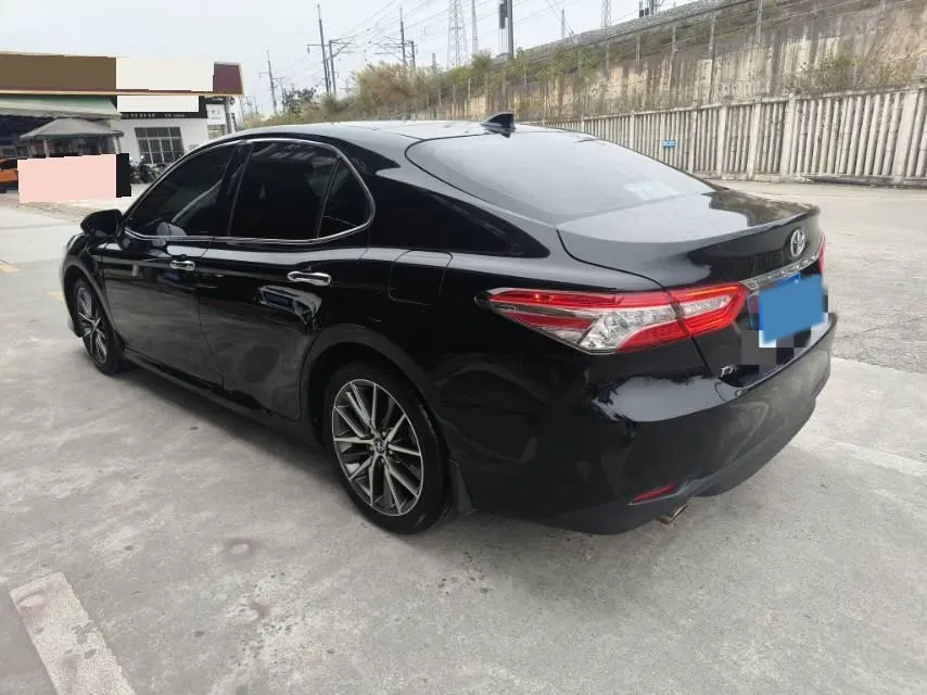 2021 Toyota Camry 2.5L 209HP L4 8AT,autocango,china used car exporter,china ev exporter,chinese used car exporter,chinese used ev exporter