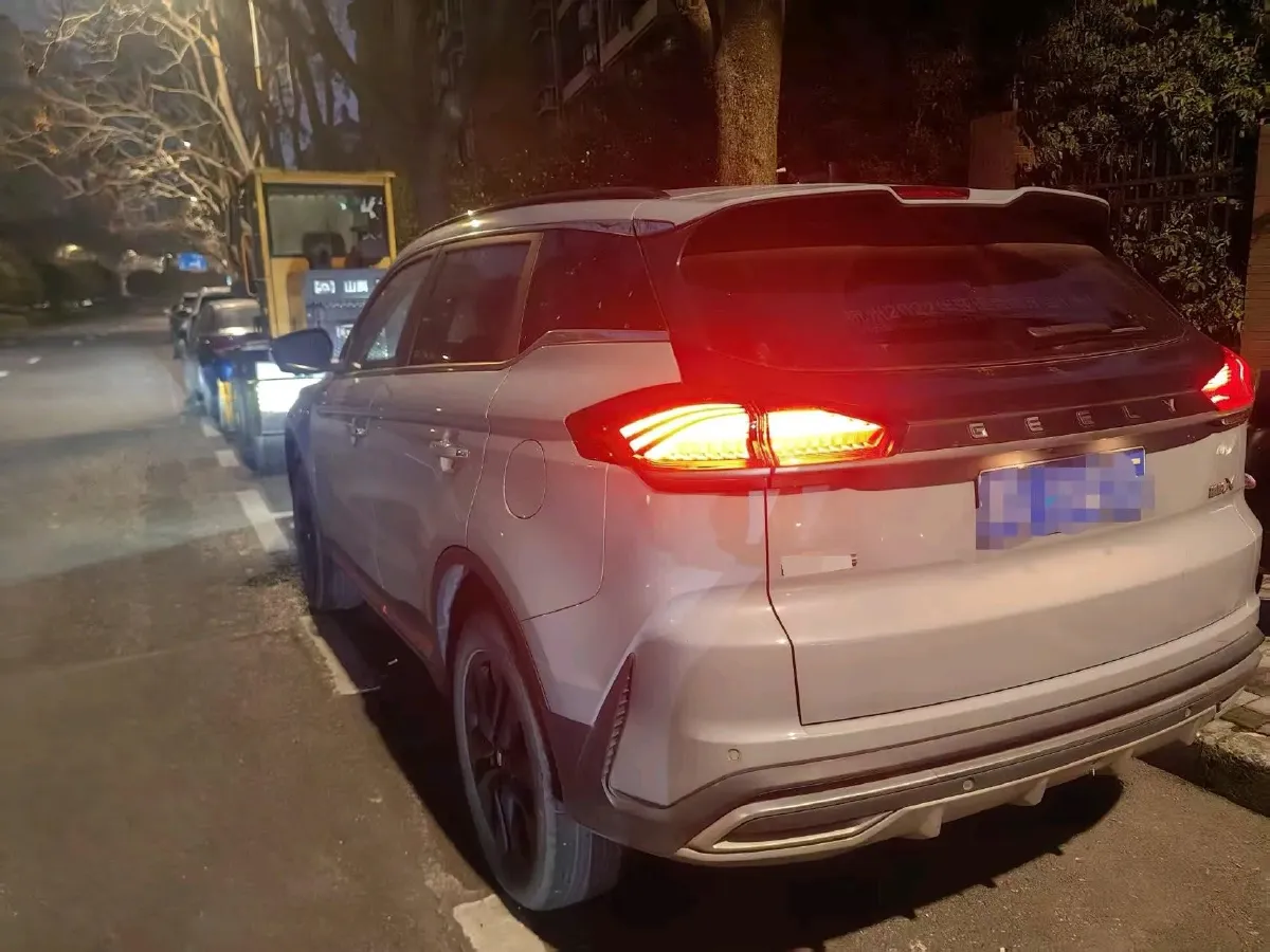 2022 Geely Azkarra 1.8T 184HP L4 7DCT,autocango,china used car exporter,china ev exporter,chinese used car exporter,chinese used ev exporter