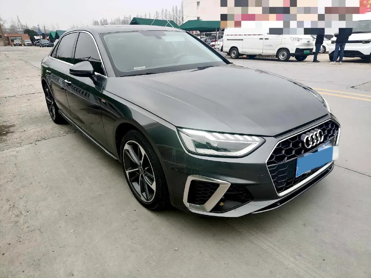 2022 Audi A4L 2.0T 190HP L4 7DCT,autocango,china used car exporter,china ev exporter,chinese used car exporter,chinese used ev exporter