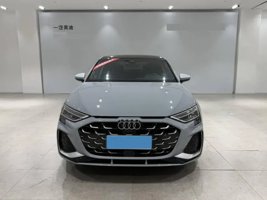 2025 Audi A3 1.5T 160HP L4 7DCT,autocango,china used car exporter,china ev exporter,chinese used car exporter,chinese used ev exporter