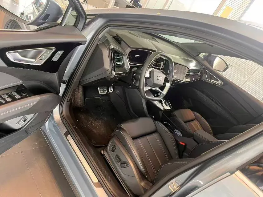 2025 Audi A3 1.5T 160HP L4 7DCT,autocango,china used car exporter,china ev exporter,chinese used car exporter,chinese used ev exporter