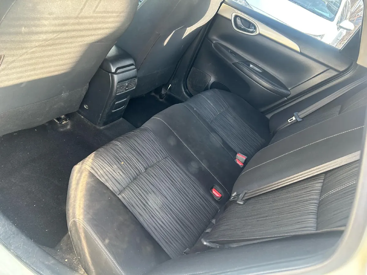 2021 Nissan Sylphy 1.6L 122HP L4 CVT,autocango,china used car exporter,china ev exporter,chinese used car exporter,chinese used ev exporter