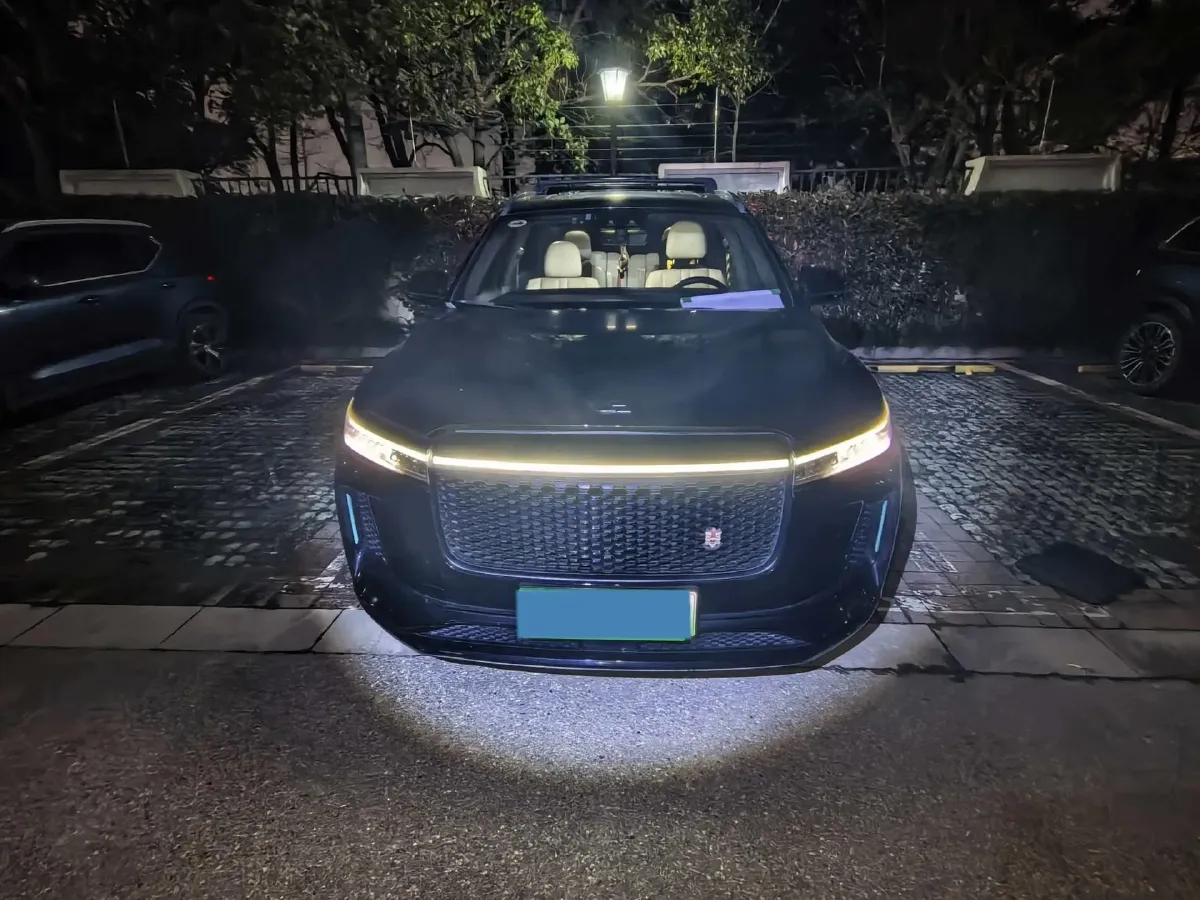 2020 Li ONE Range Extended 131HP REEV 40.5KWH,autocango,china used car exporter,china ev exporter,chinese used car exporter,chinese used ev exporter