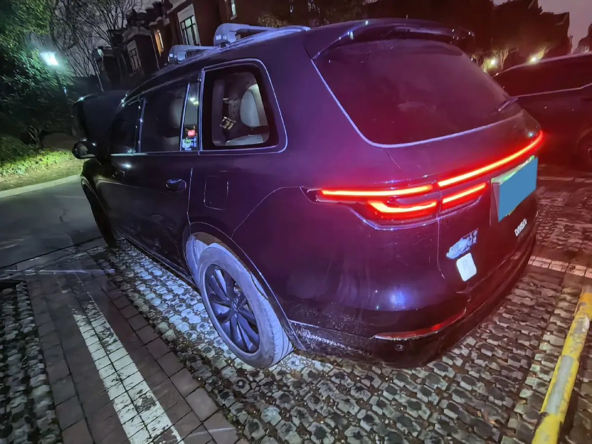 2020 Li ONE Range Extended 131HP REEV 40.5KWH,autocango,china used car exporter,china ev exporter,chinese used car exporter,chinese used ev exporter