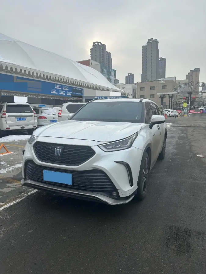 2022 Toyota Crown Kluger 2.5L 192HP L4 E-CVT Hybrid,autocango,china used car exporter,china ev exporter,chinese used car exporter,chinese used ev exporter