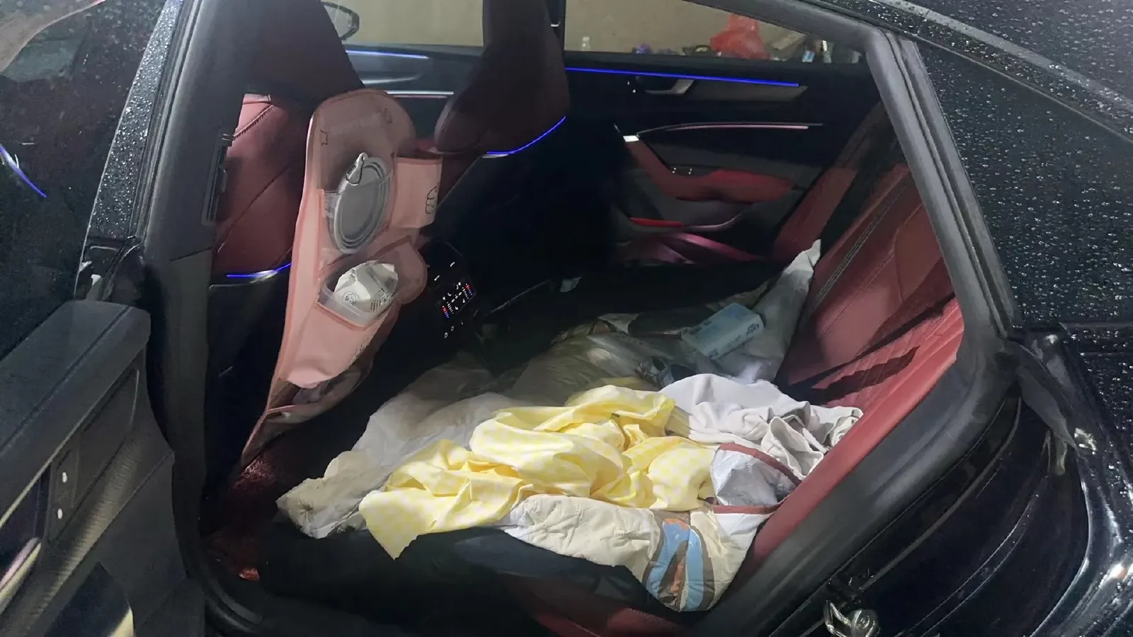 2024 Audi A7L 2.0T 245HP L4 7DCT,autocango,china used car exporter,china ev exporter,chinese used car exporter,chinese used ev exporter