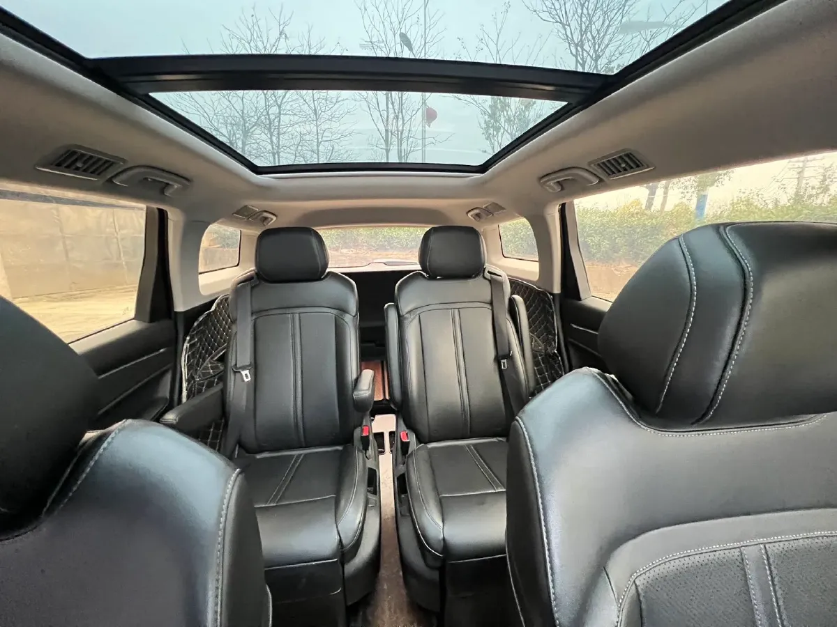 2020 WuLing KaiJie 1.5T 147HP L4 CVT,autocango,china used car exporter,china ev exporter,chinese used car exporter,chinese used ev exporter