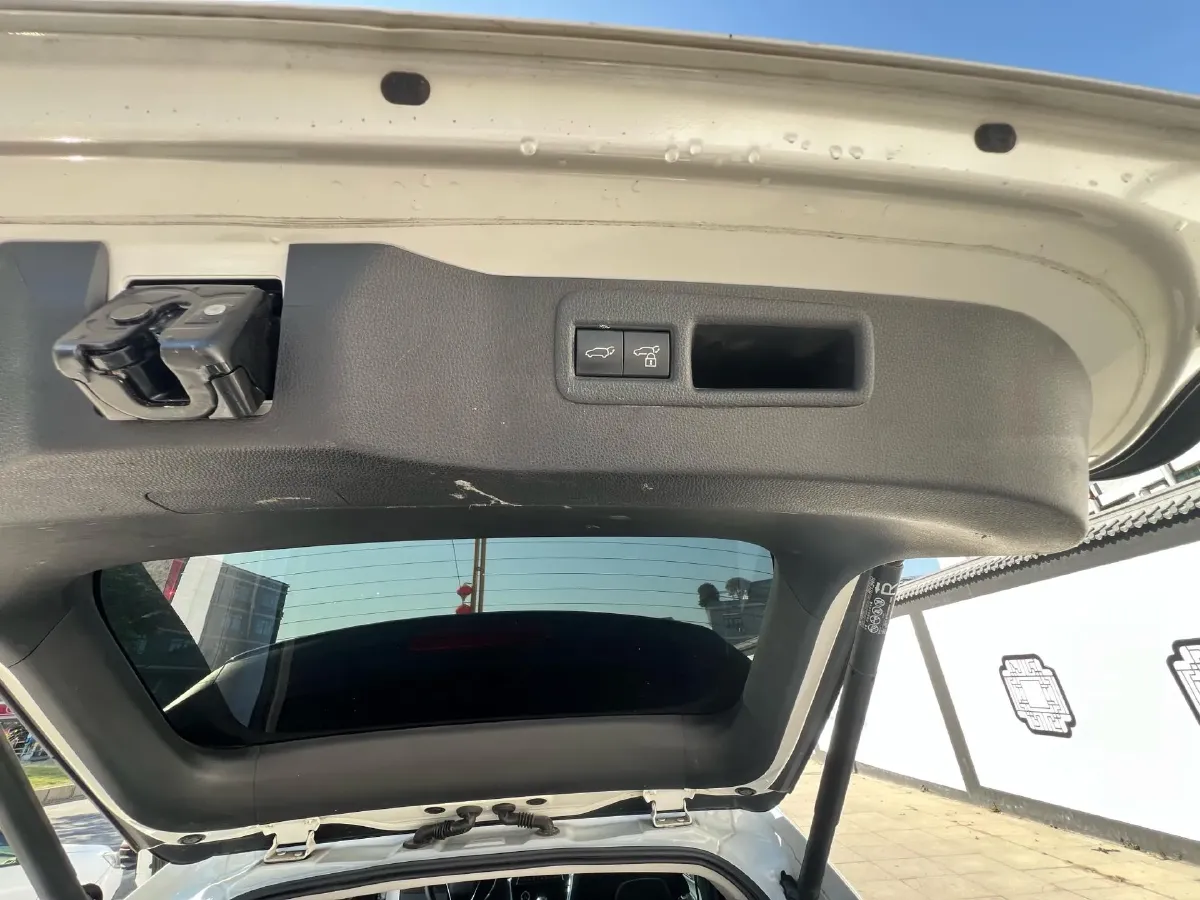 2022 Toyota Venza 2.5L 178HP L4 E-CVT Hybrid,autocango,china used car exporter,china ev exporter,chinese used car exporter,chinese used ev exporter